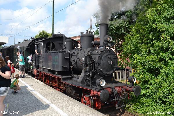 Sonderfahrt mit 70 083, Bahnhof Freising 07.07.2013; (Foto: Graßl)