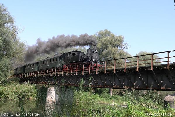 Sonderfahrt mit 70 083, Amperquerung, 07.09.2014; (Foto: Zwingenberger)