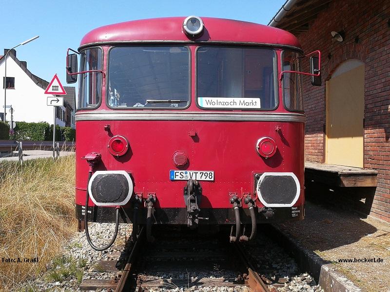 Schienenbus in Wolnzach am 11.8.2019, Foto: Graßl