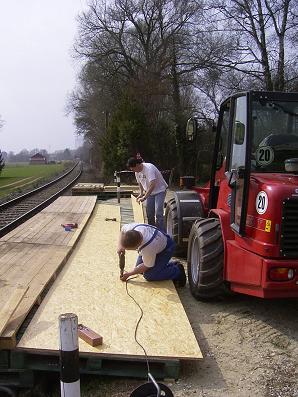 Bahnsteigbau, 4.4.09